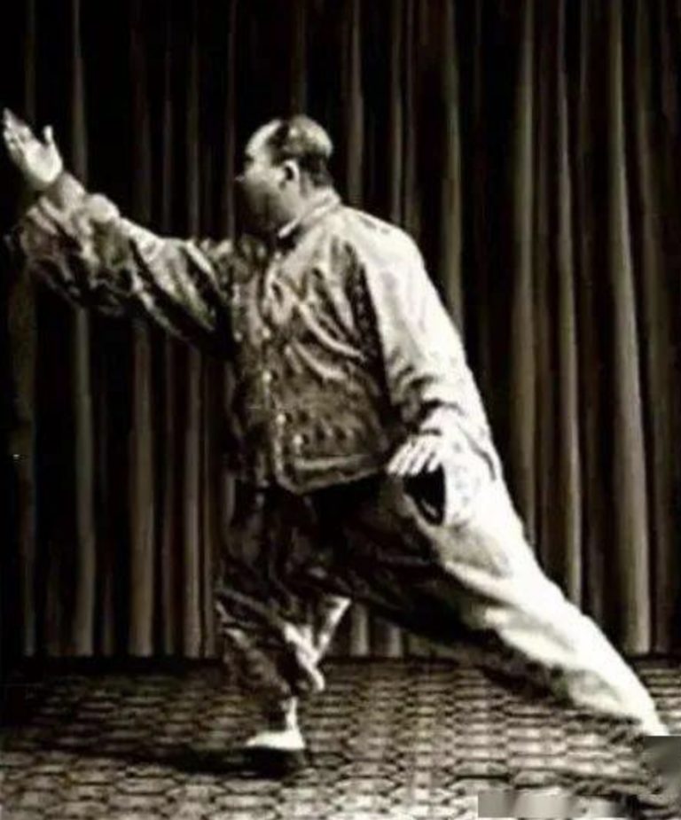 A photo of Yang Chengfu demonstrating the second position in Yang 24 form, yeh mah fan jung